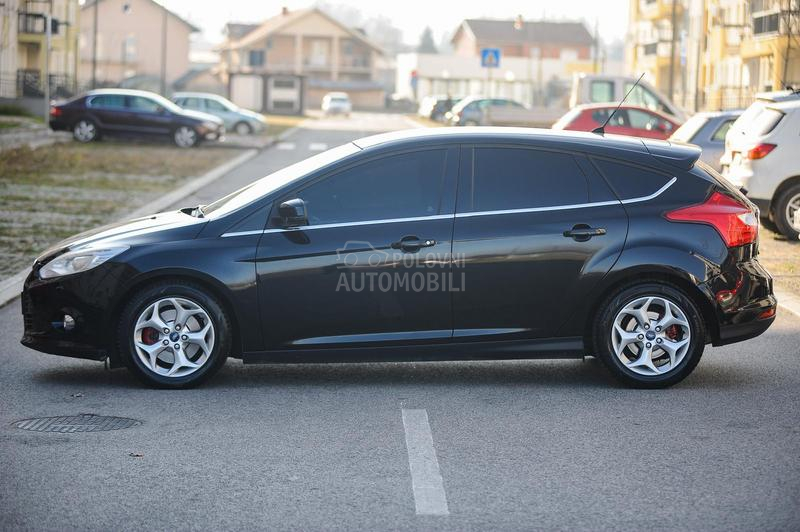 Ford Focus 1,6 ScTi Titanium X