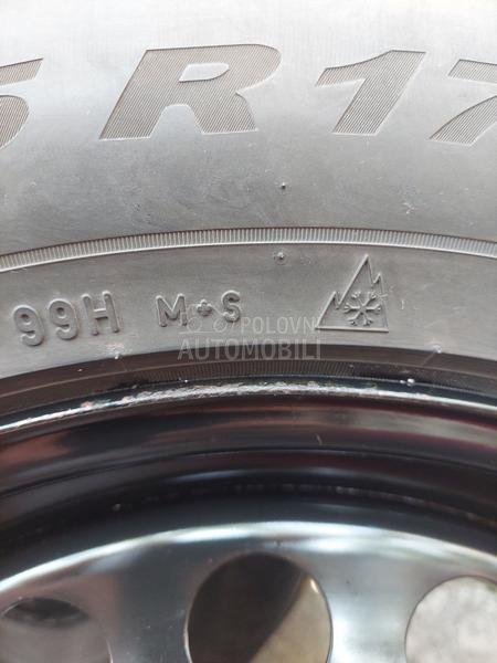 Pirelli 215/65 R17 Zimska