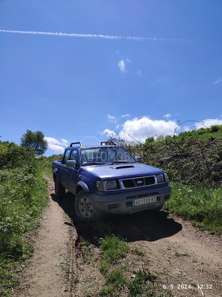 Nissan Navara 