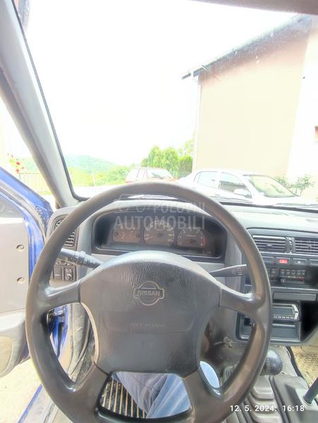 Nissan Navara 
