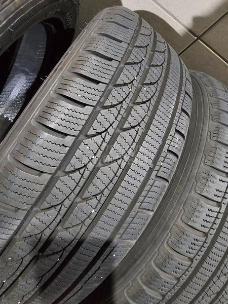 Minerva 205/55 R17 Zimska