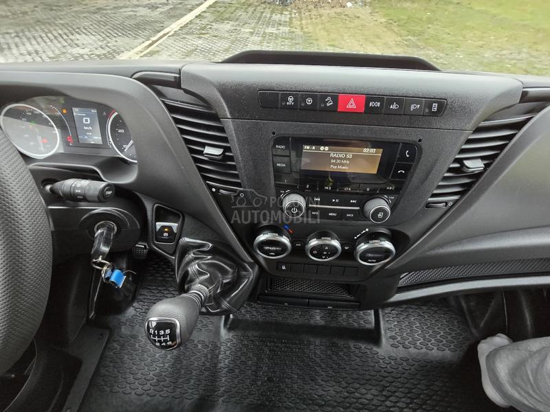 Iveco Daily 35S18 3,0 LED FAR 4,9M