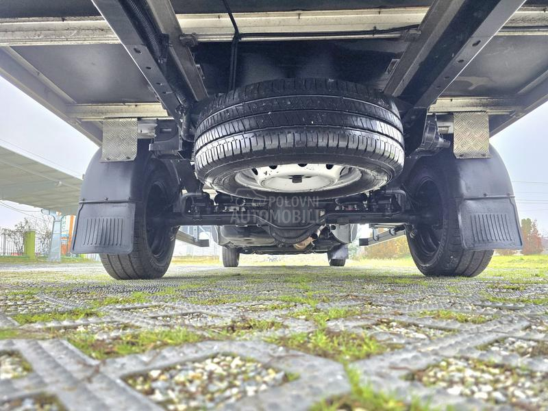 Iveco Daily 35S18 3,0 LED FAR 4,9M