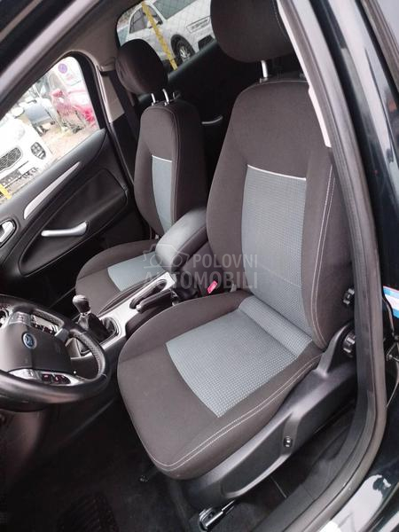 Ford Mondeo 2.0i  u.v.o.z  C H