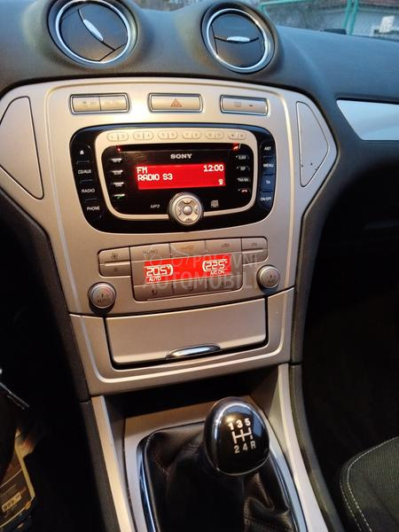 Ford Mondeo 2.0i  u.v.o.z  C H