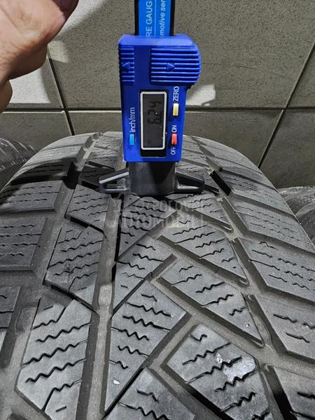 Continental 225/60 R17 Zimska