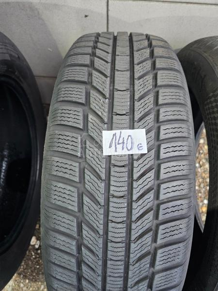 Continental 215/60 R17 Zimska