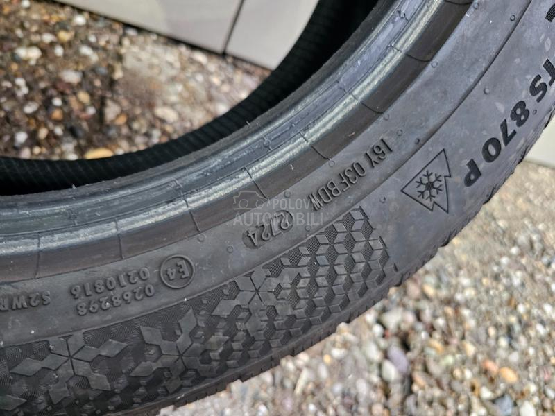 Continental 215/60 R17 Zimska