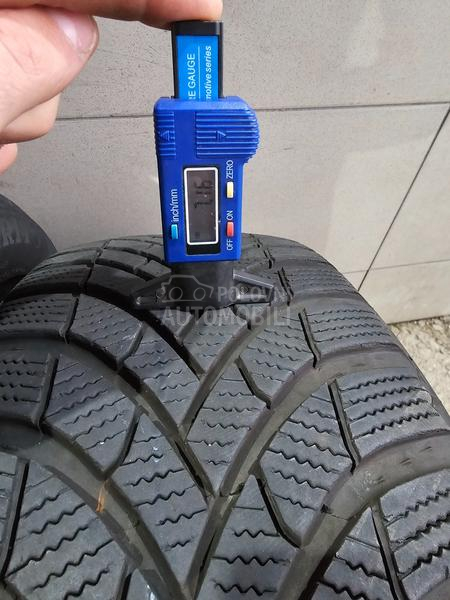 Hankook 205/55 R17 Zimska