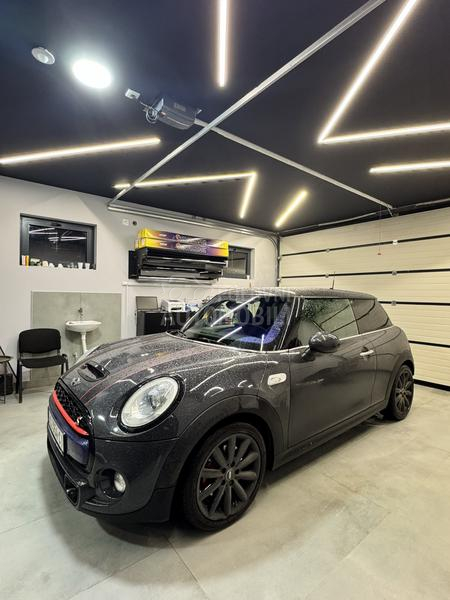 MINI Cooper S f56