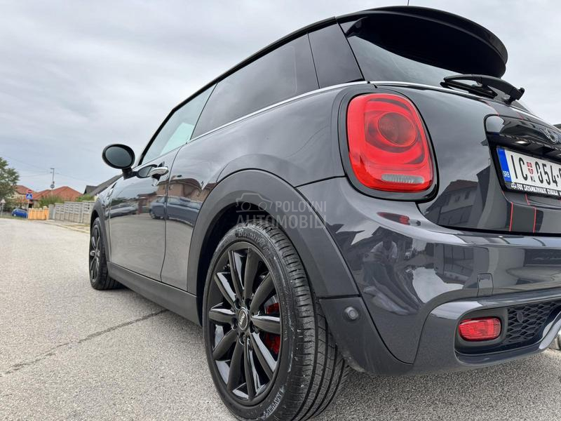MINI Cooper S f56