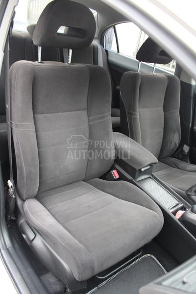 Honda Civic 1.8i-Vtec