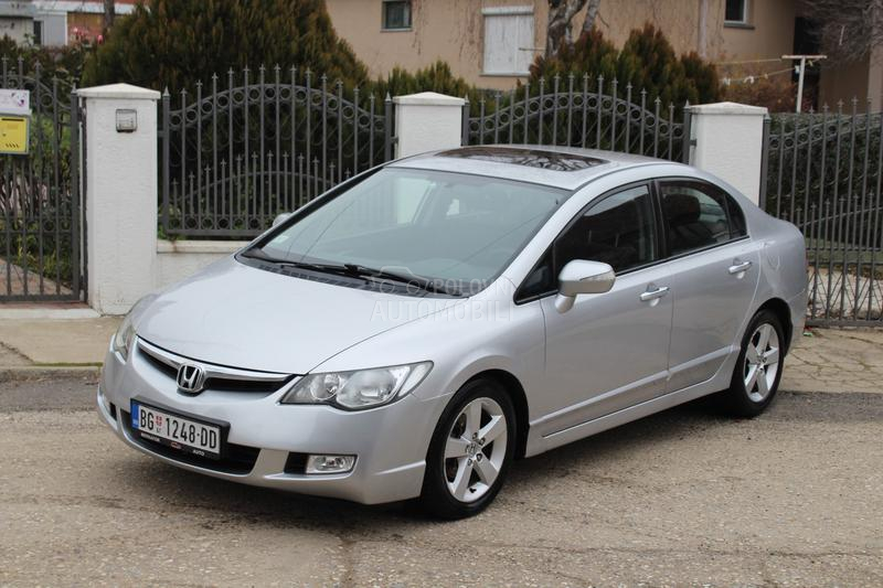 Honda Civic 1.8i-Vtec