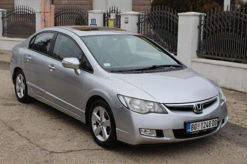 Honda Civic 1.8i-Vtec