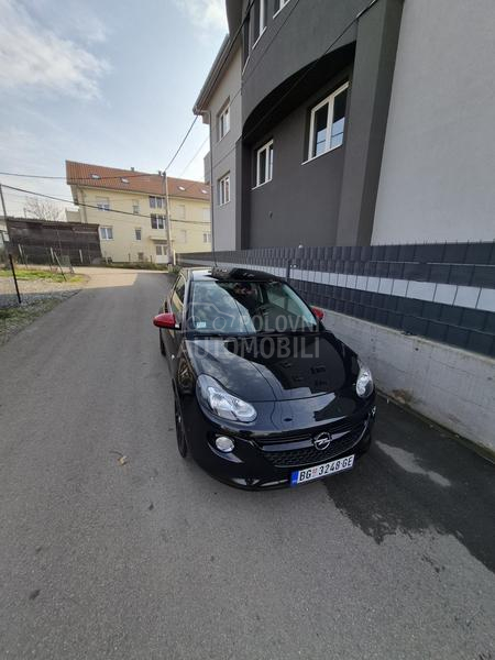 Opel Adam 