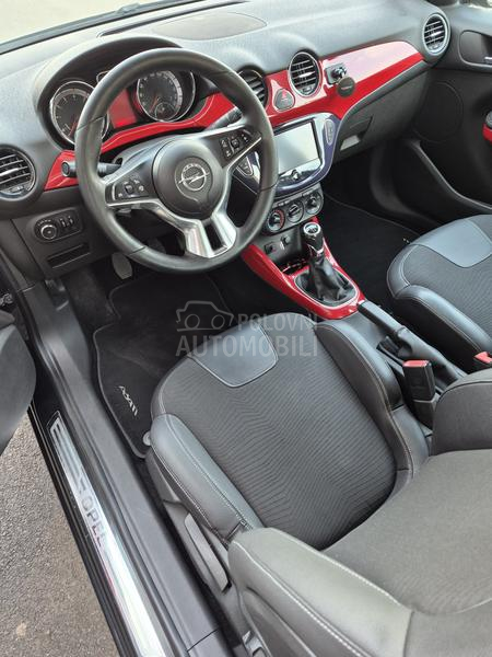 Opel Adam 