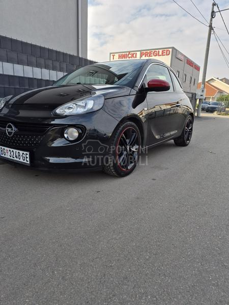 Opel Adam 