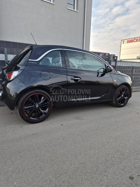 Opel Adam 