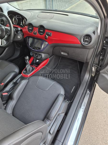 Opel Adam 