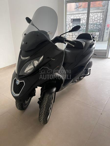 Piaggio MP3