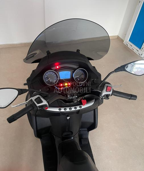 Piaggio MP3