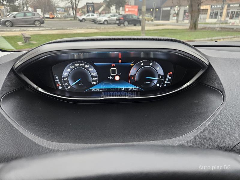 Peugeot 3008 1.5BLUEHDI ACTIVE