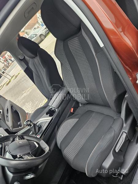 Peugeot 3008 1.5BLUEHDI ACTIVE