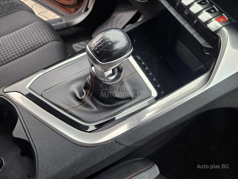 Peugeot 3008 1.5BLUEHDI ACTIVE