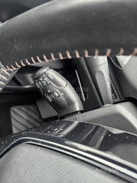 Peugeot 3008 1.5BLUEHDI ACTIVE