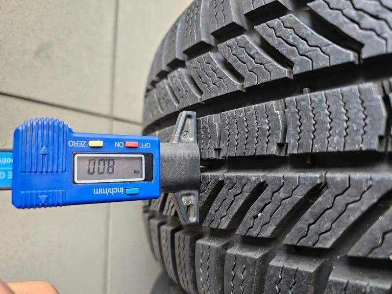 Continental 235/55 R17 Zimska