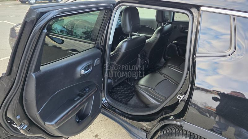 Jeep Compass LIMITED