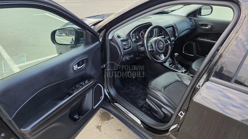 Jeep Compass LIMITED