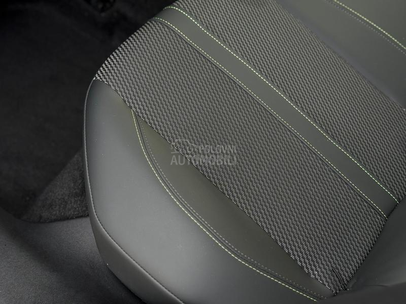 Peugeot 2008 GT/Pano/Kamera