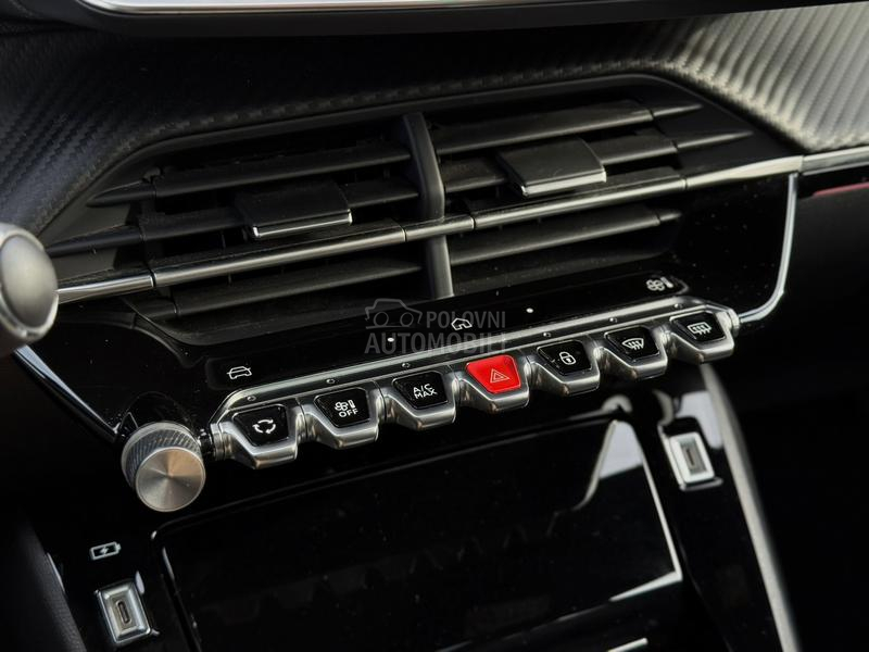 Peugeot 2008 GT/Pano/Kamera