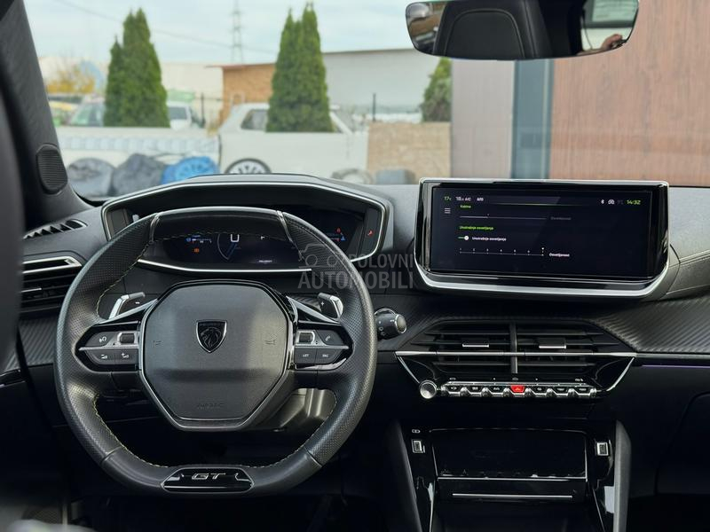 Peugeot 2008 GT/Pano/Kamera