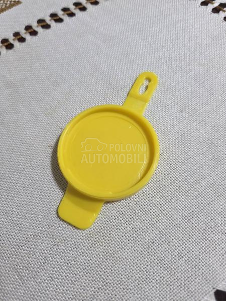 Corsa C čep posude za tečnos