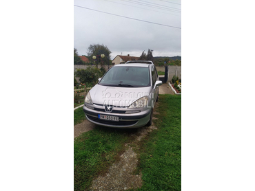 Peugeot 807 2.0hdi