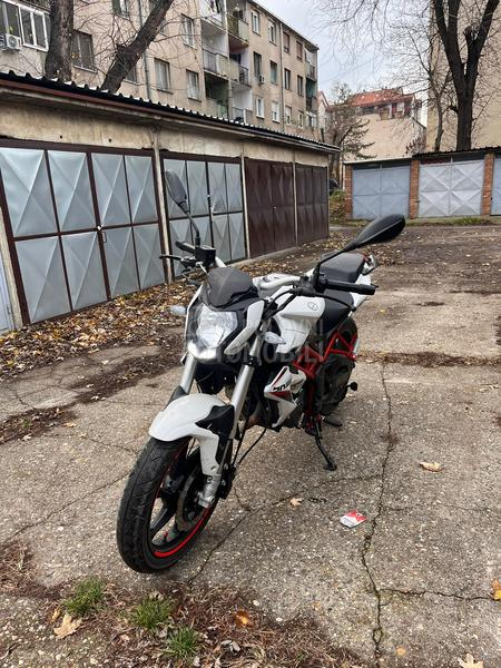 Benelli BN 125 BN125