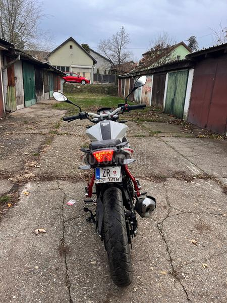 Benelli BN 125 BN125