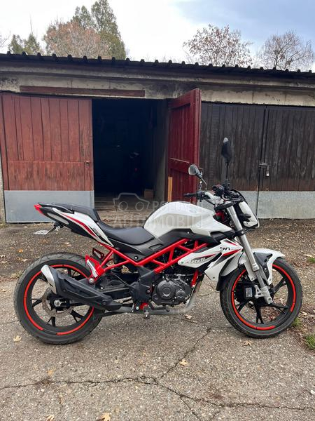 Benelli BN 125 BN125