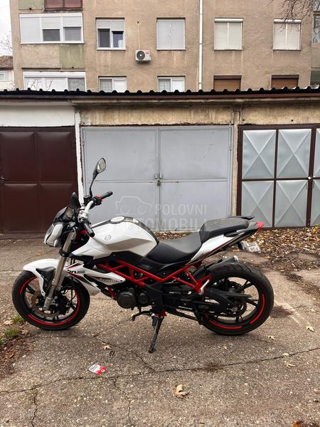 Benelli BN 125 BN125