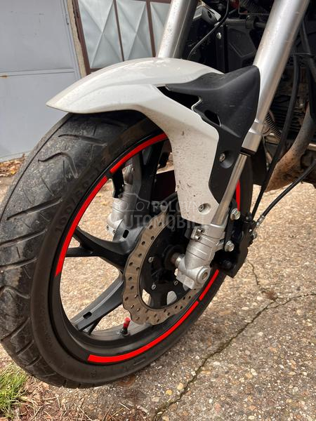 Benelli BN 125 BN125