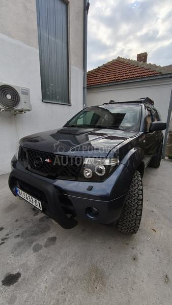 Nissan Pathfinder 
