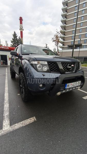 Nissan Pathfinder 