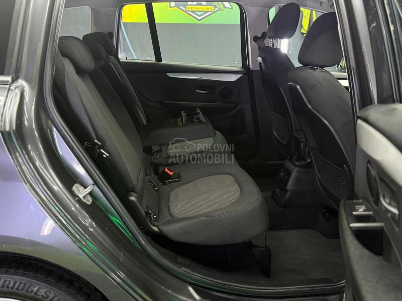 BMW 218 D GRAN TOURER/8 guma