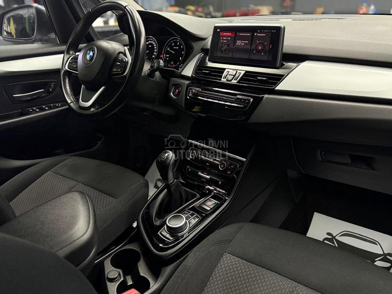 BMW 218 D GRAN TOURER/8 guma