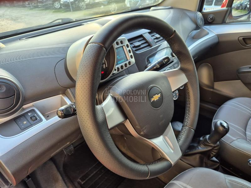 Chevrolet Spark 1.0/TNG/