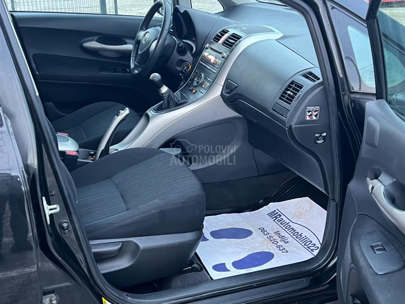 Toyota Auris 1.4D-4D LUNA