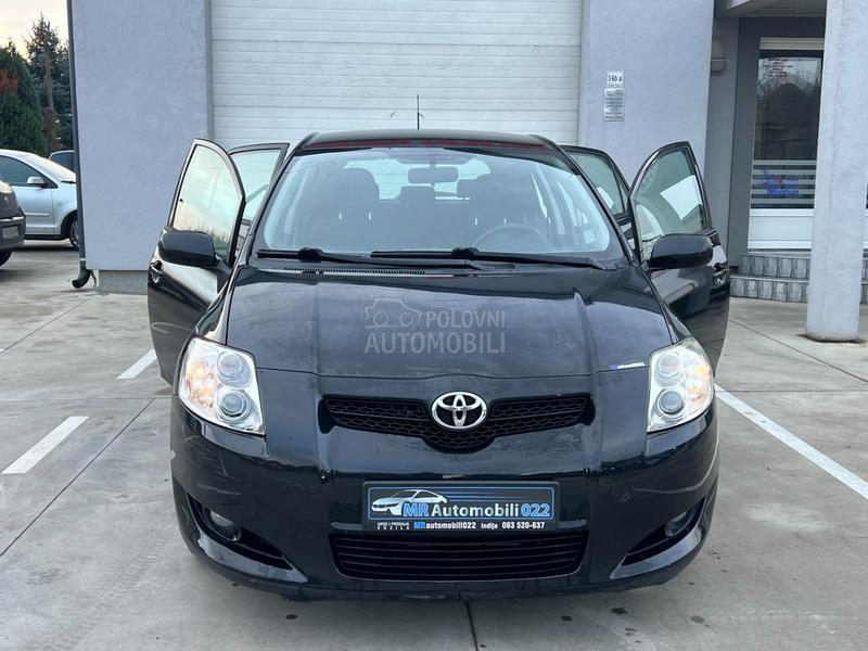 Toyota Auris 1.4D-4D LUNA