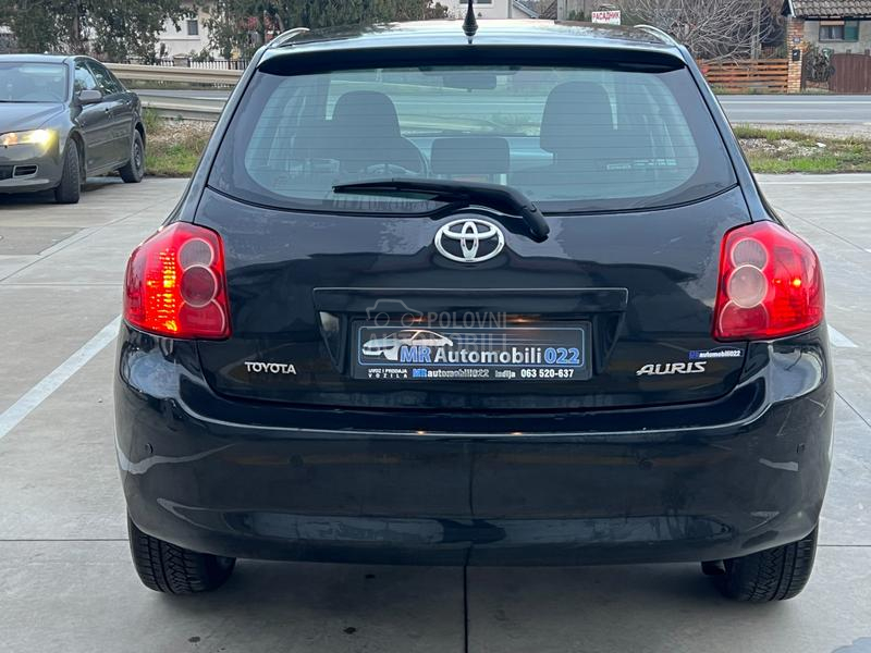 Toyota Auris 1.4D-4D LUNA